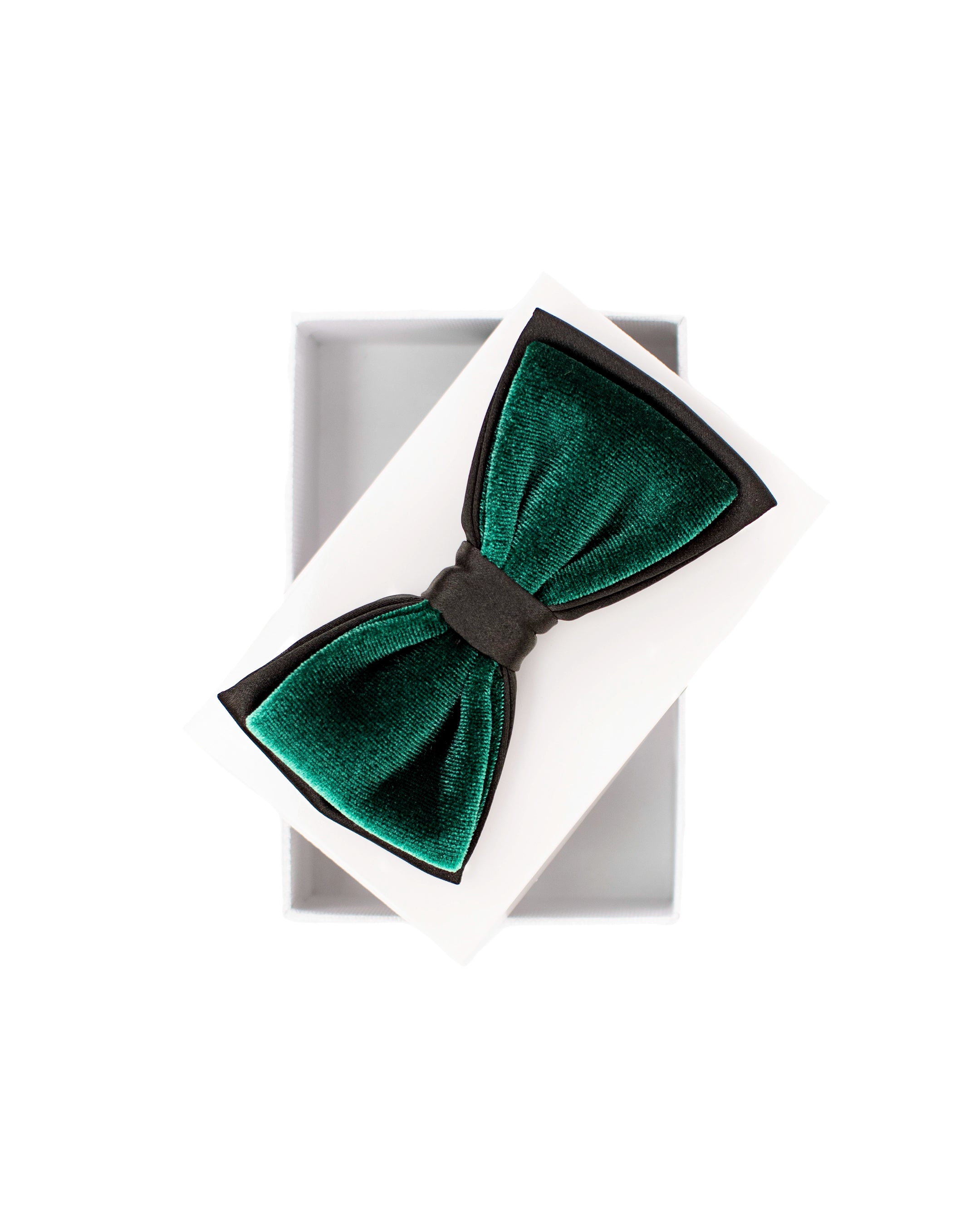 Forest Green Gianni Velvet Bowtie from Dolce Vesta | One Size Fits All