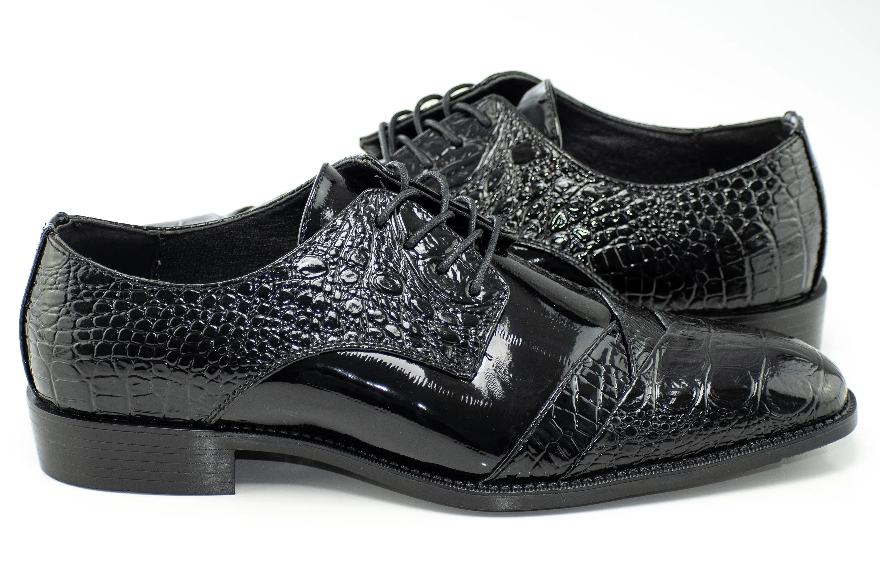 Aligator Textured Folded Cap-Toe Dress Shoe