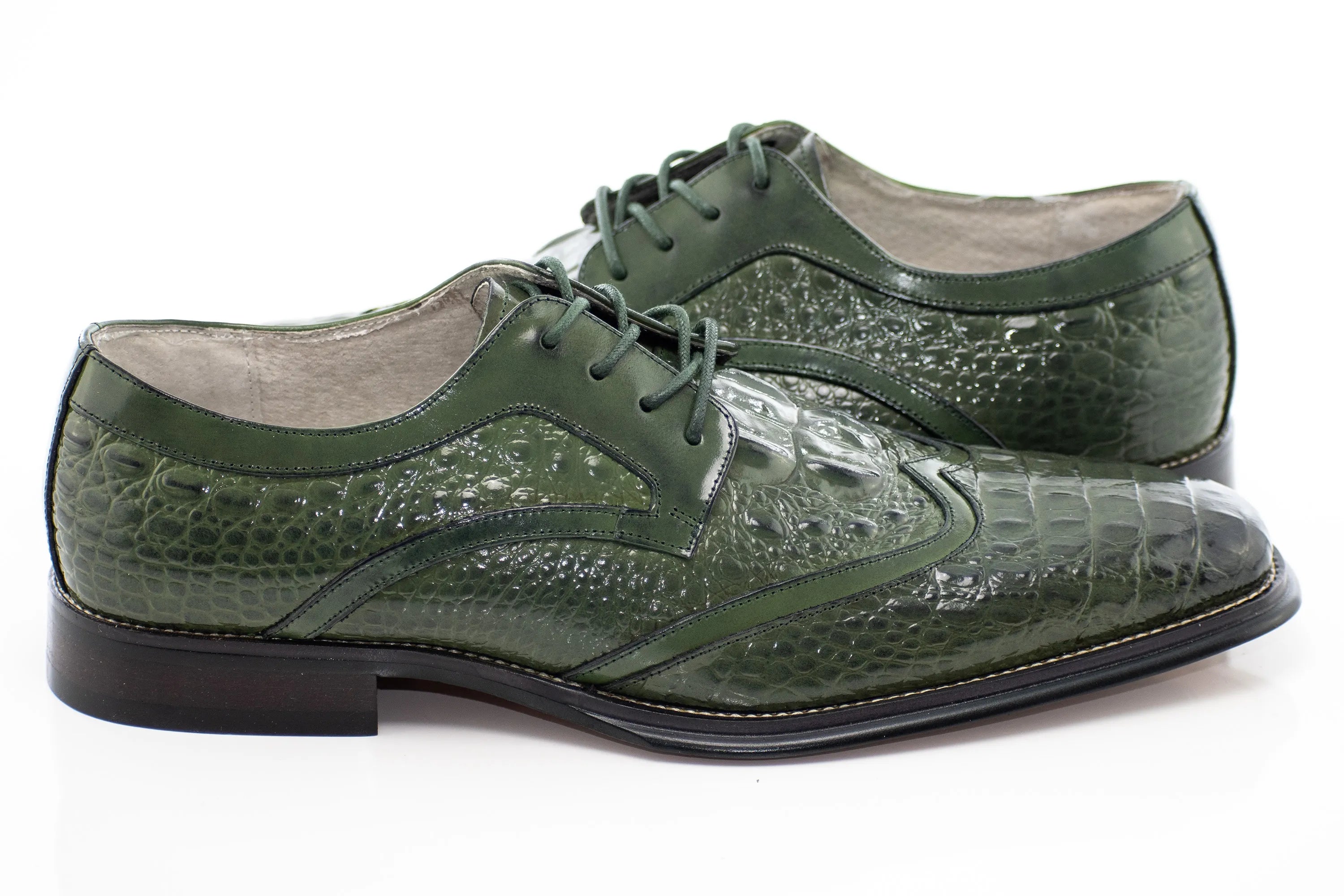 Crocodile Textured Leather Lace-Up Wingtip