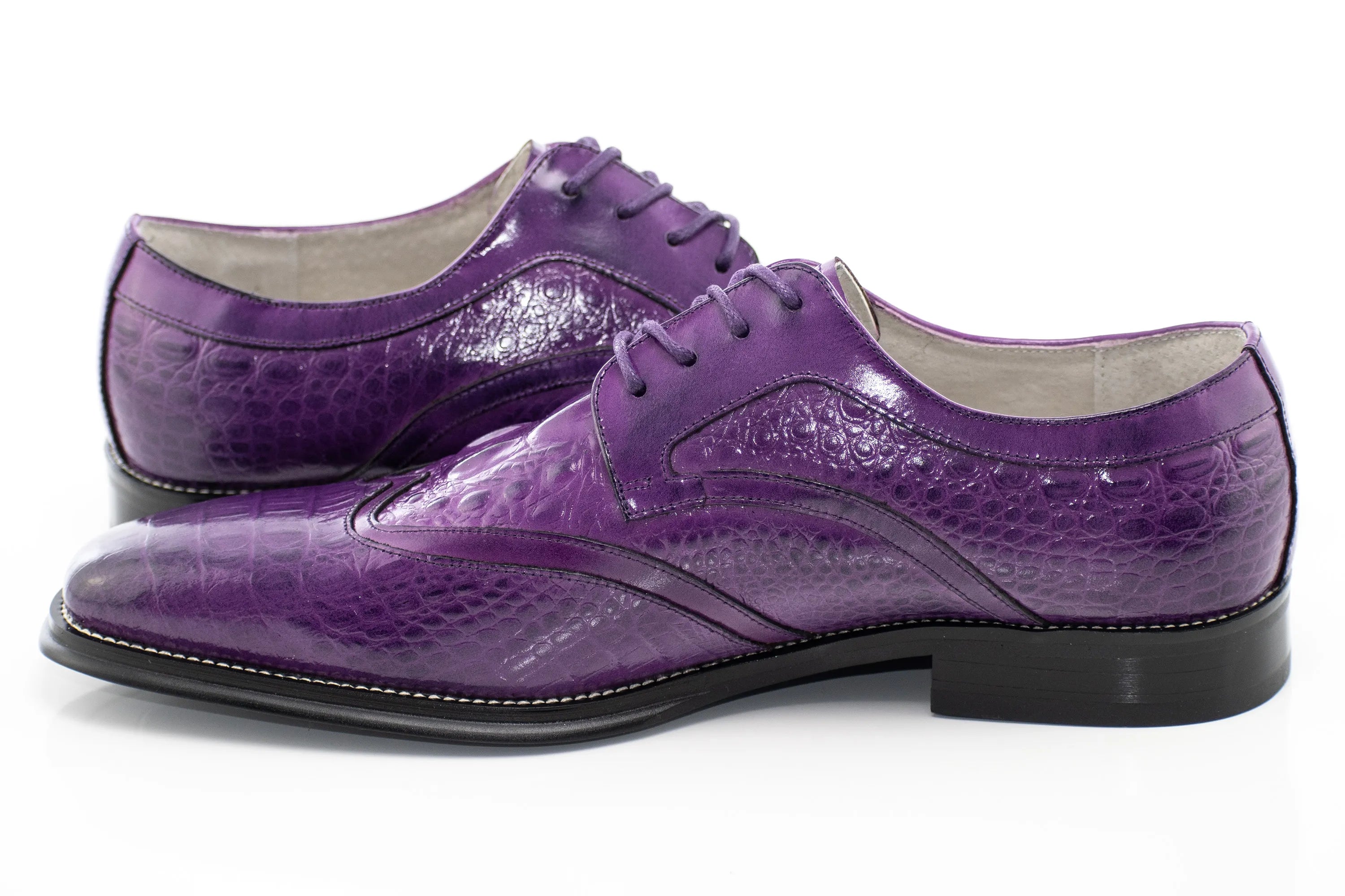 Crocodile Textured Leather Lace-Up Wingtip