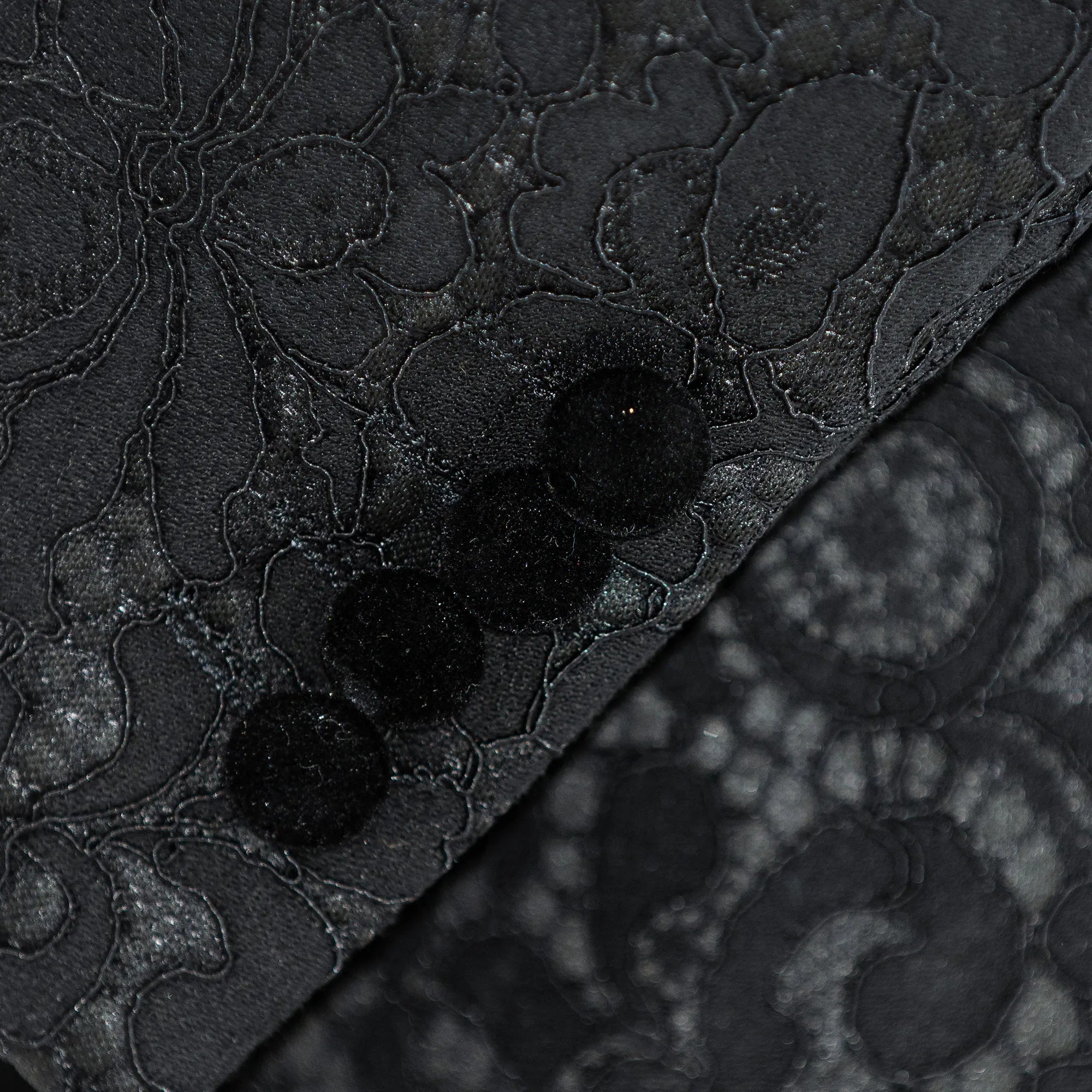 Black Embroidered Floral 2-Piece Suit With Shawl Lapels