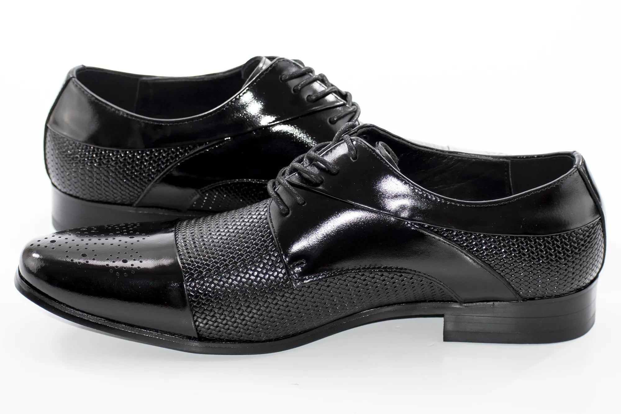 Black Cap-Toe Dress Lace-Ups