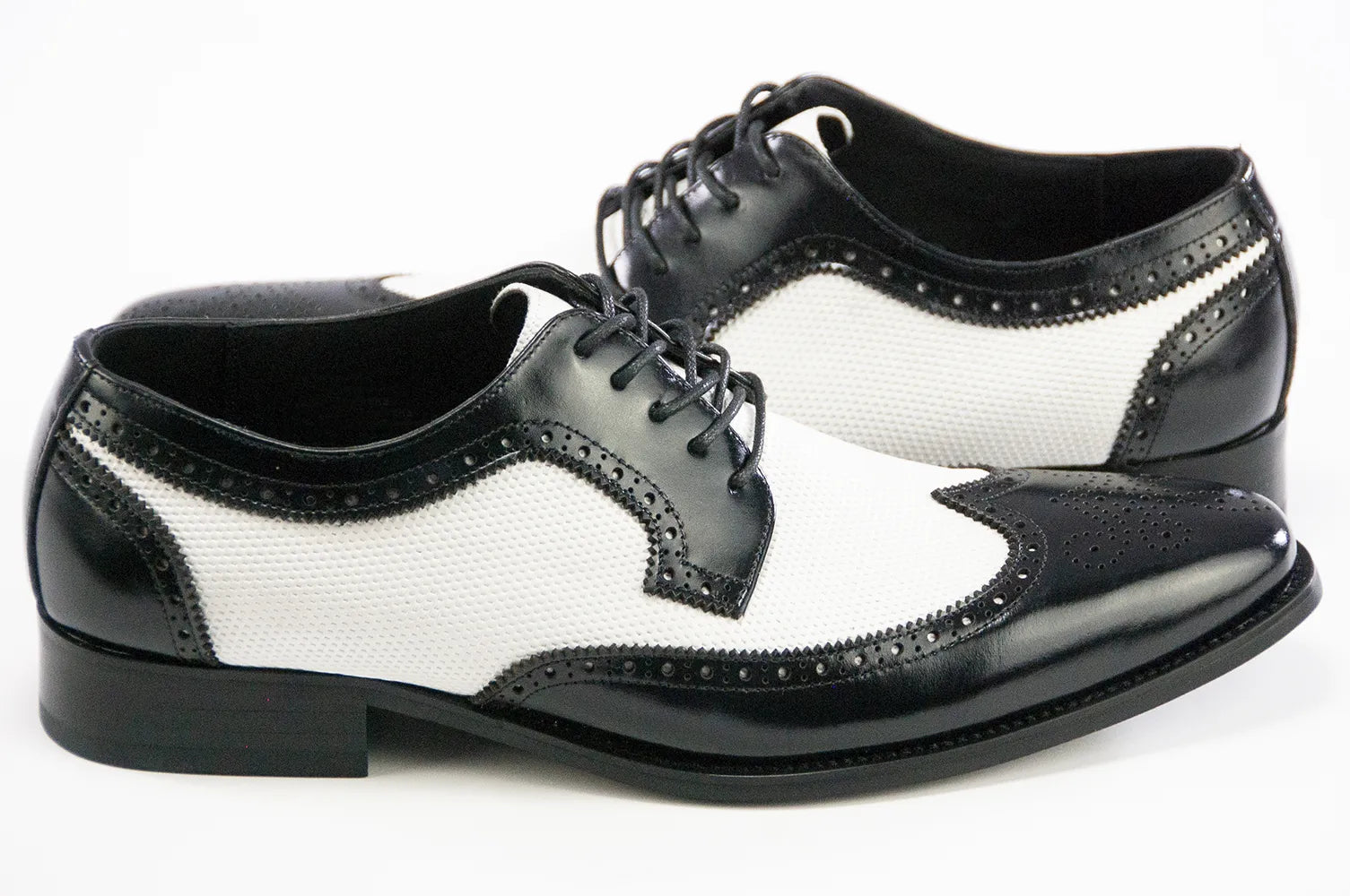 Black & White Wingtip Dress Lace-Ups