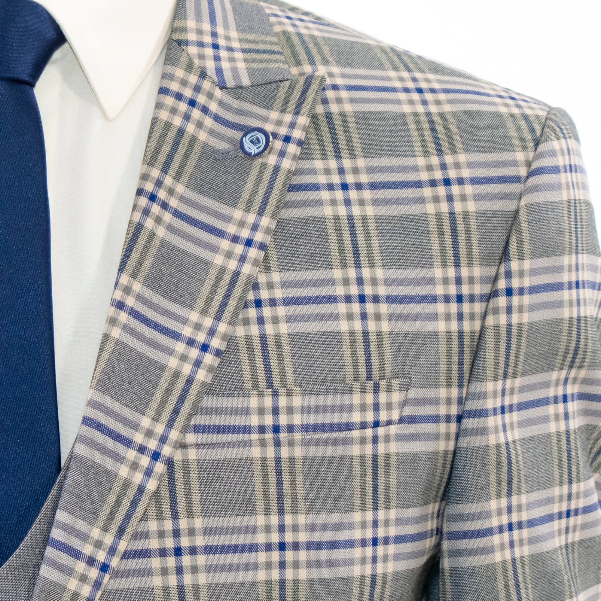 Gray Plaid 3-Piece Tailored-Fit Suit With Peak Lapels