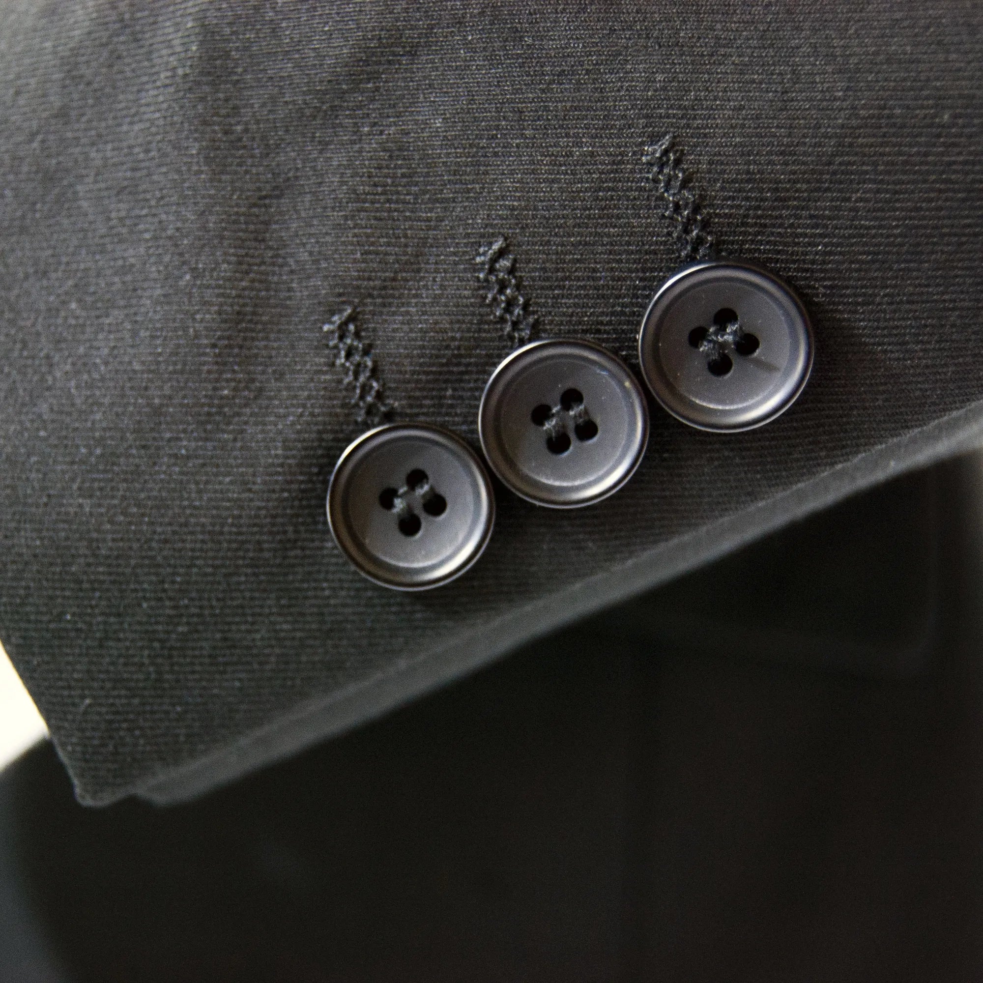 Luciano | Black 2-Piece Modern-Fit Suit