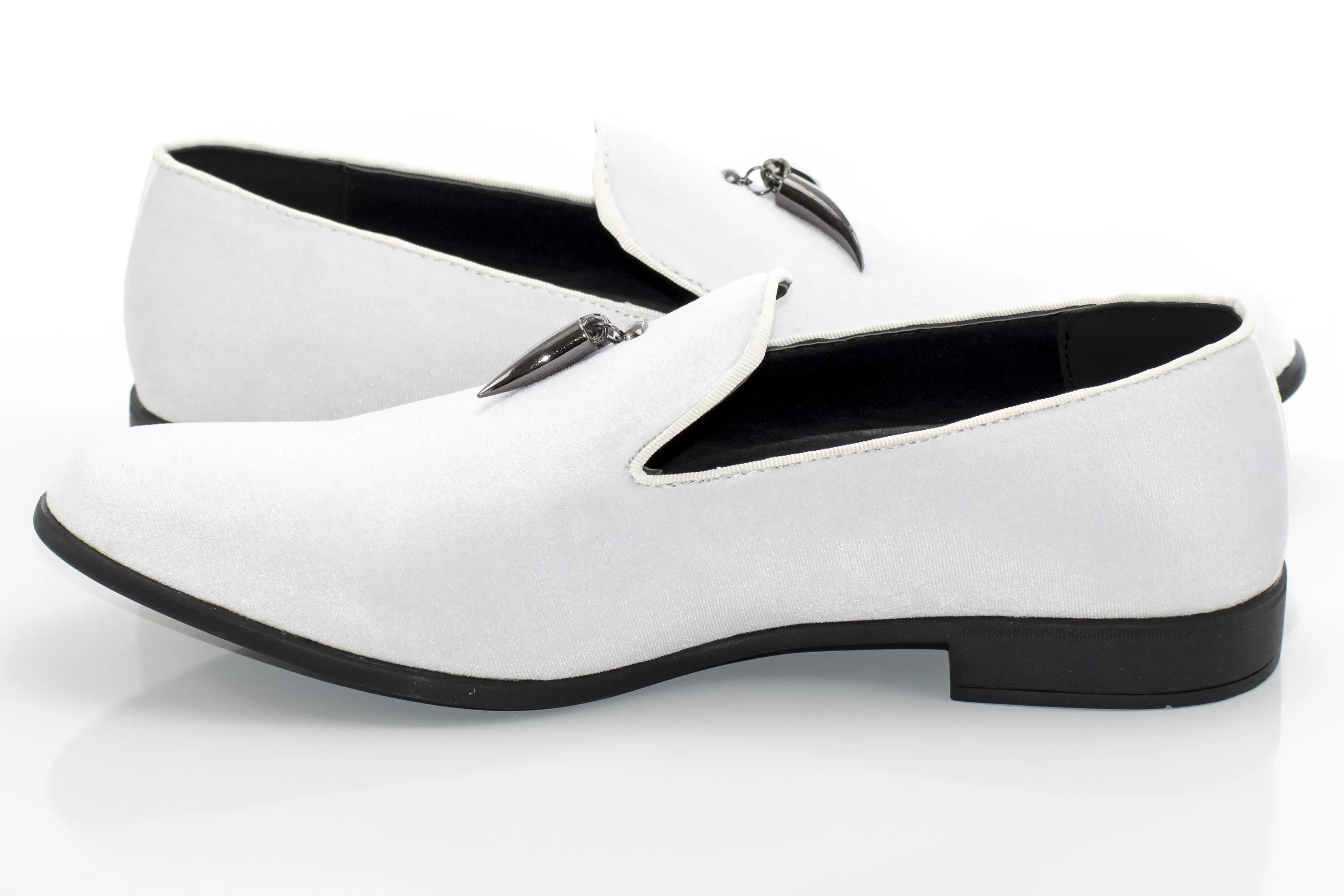 White Velvet Smoking Loafer with Gunmetal Horn Tassels