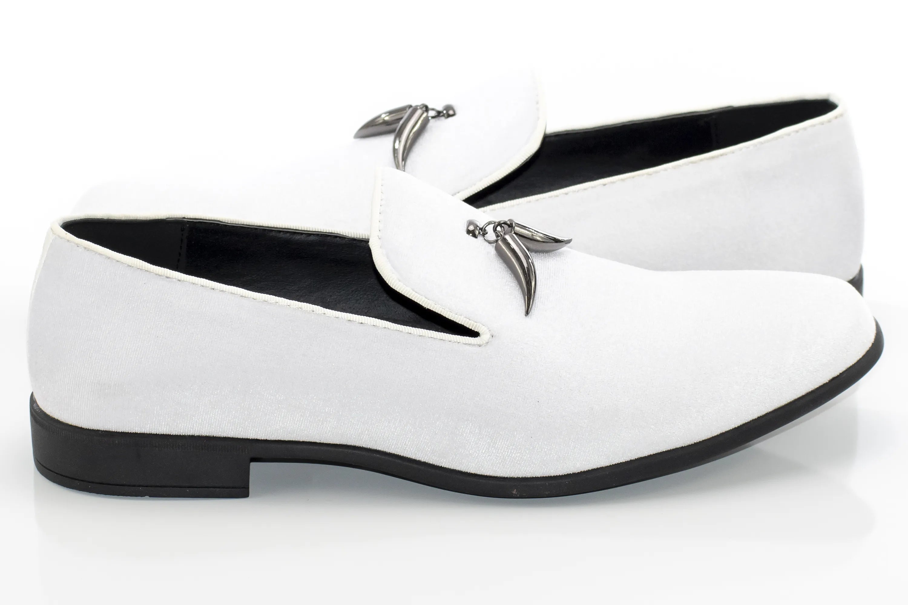White Velvet Smoking Loafer with Gunmetal Horn Tassels
