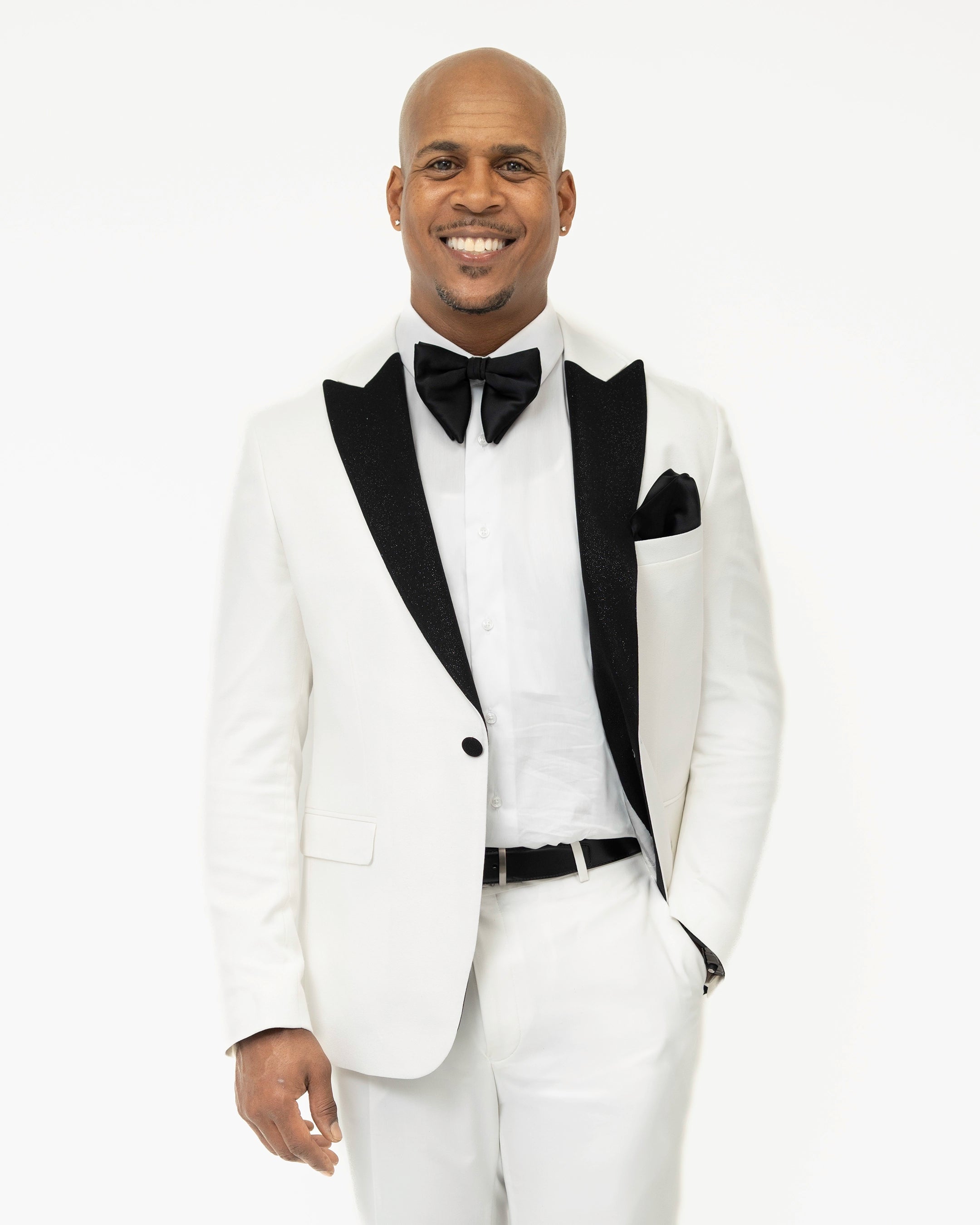 White 3-Piece Tailored-Fit Tuxedo with Glitter Peak Lapels