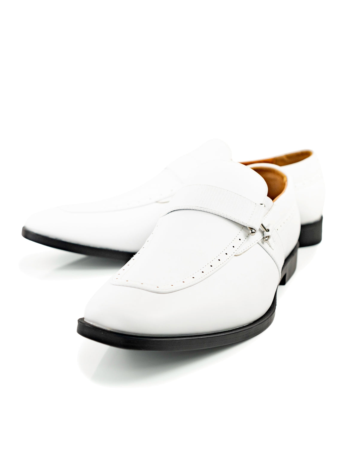 White Wide Leather Cap-Toe Derby Shoes | Front View | Dolce Vesta