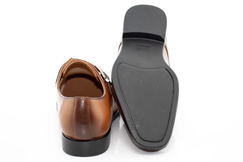 Wide Plain Toe Buckle Dress Loafer