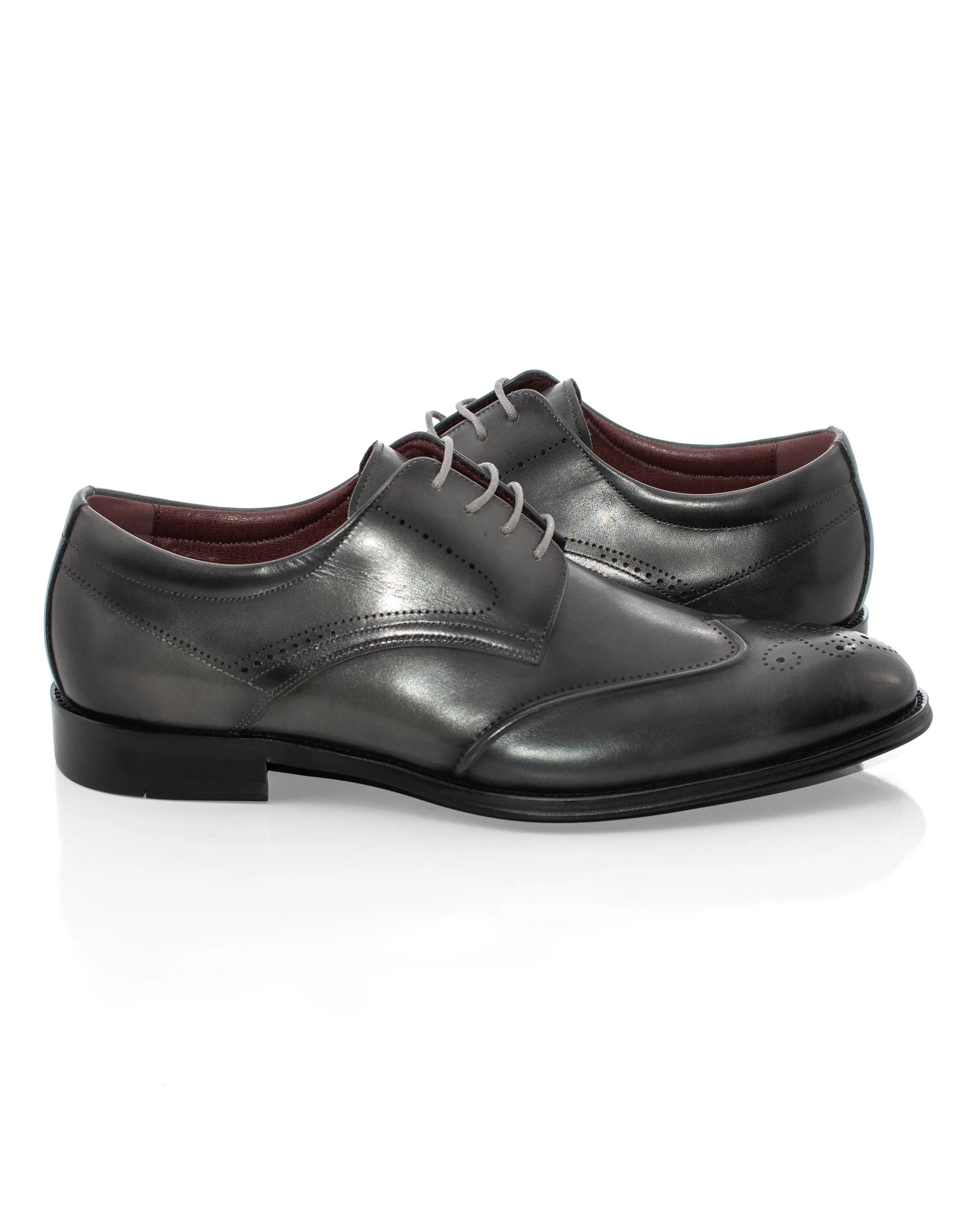 Brogue Wingtip Derby