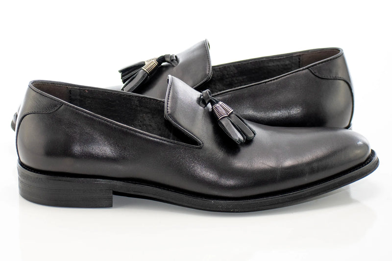 Black Leather Tasseled Dress Loafer