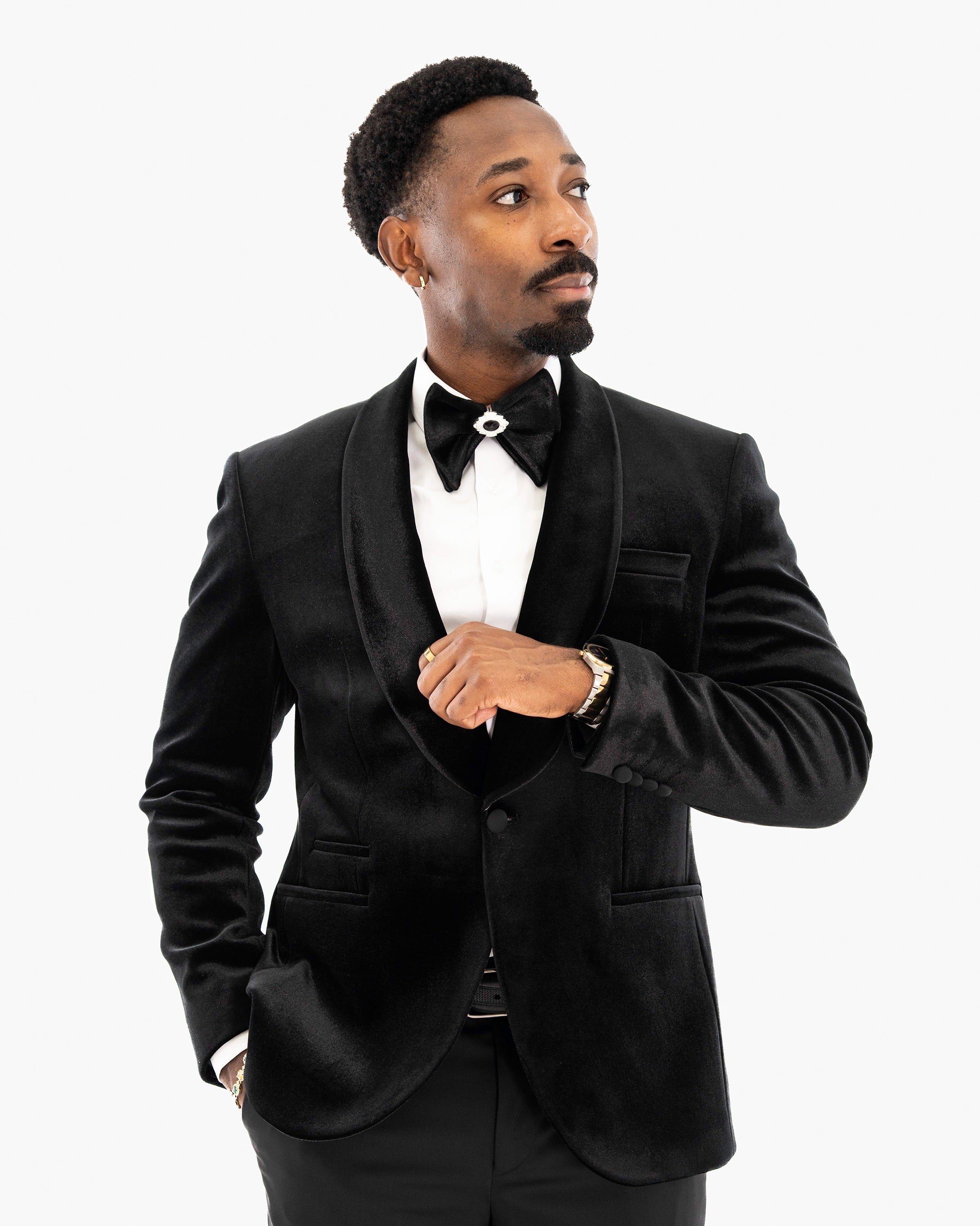 Amari | Velvet 3-Piece Tailored-Fit Tuxedo