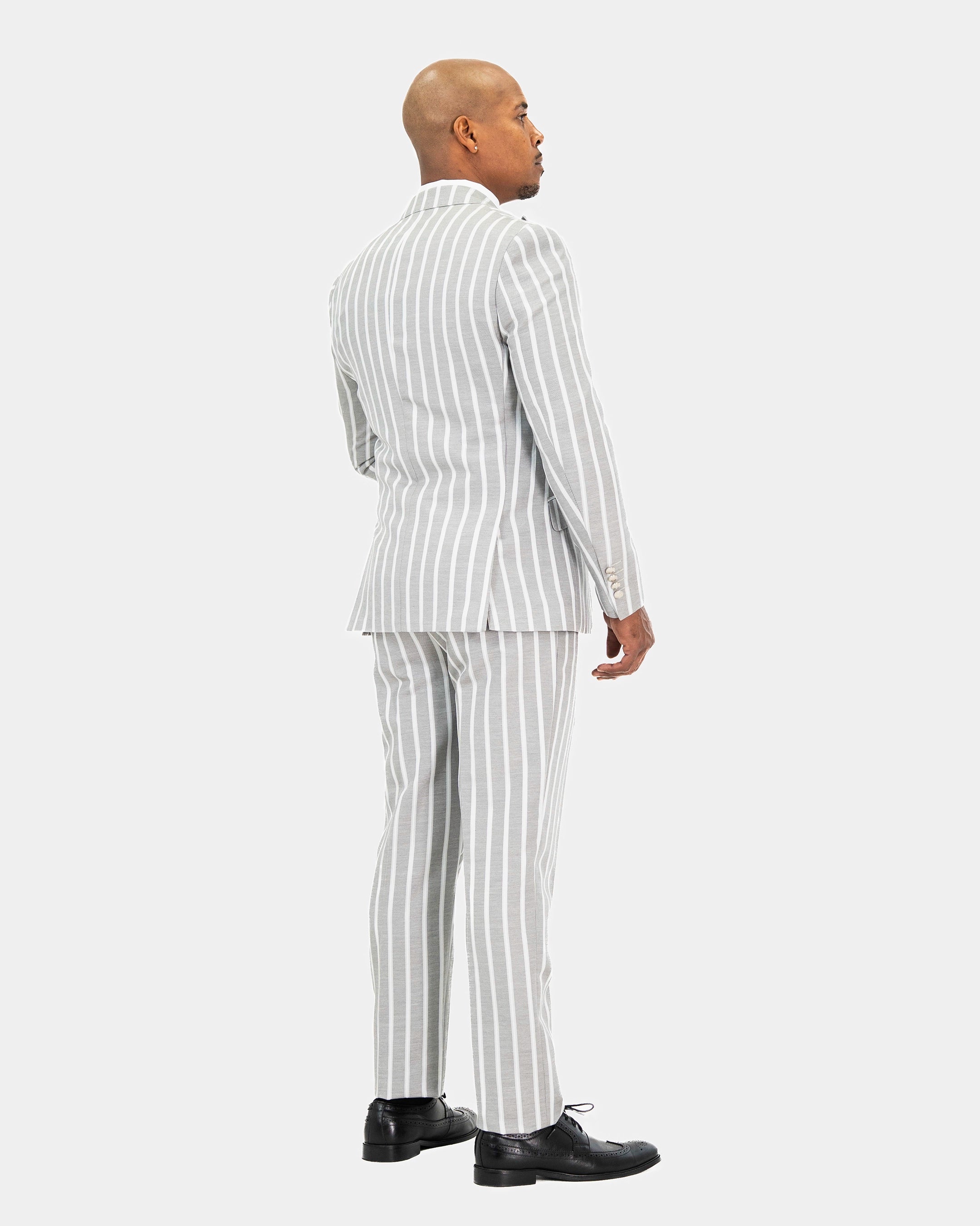Gray Sandwich Striped 3-Piece Modern-Fit Suit