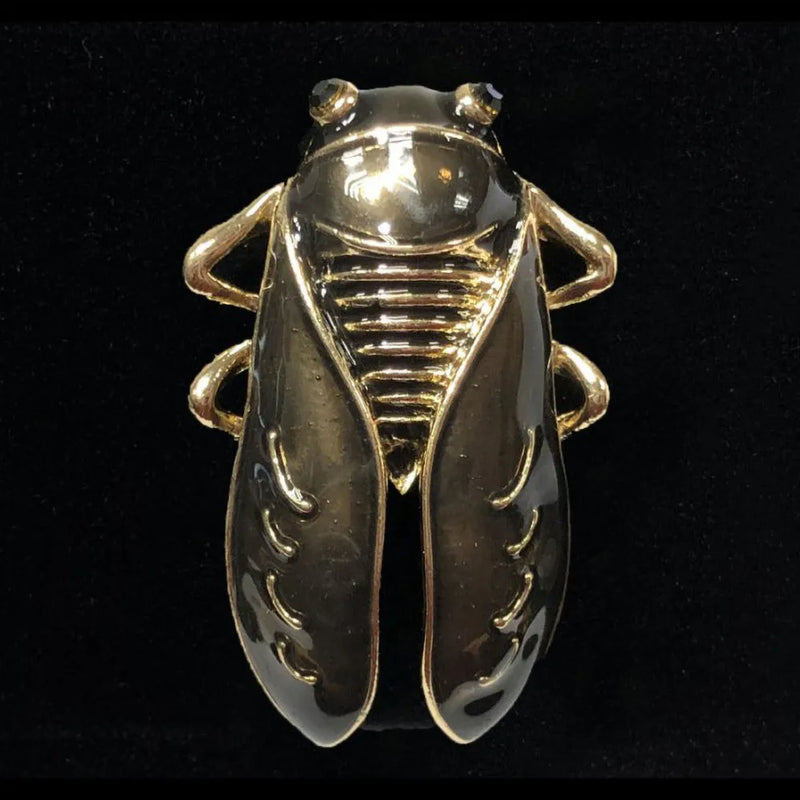 Gold Cicada Lapel Pin