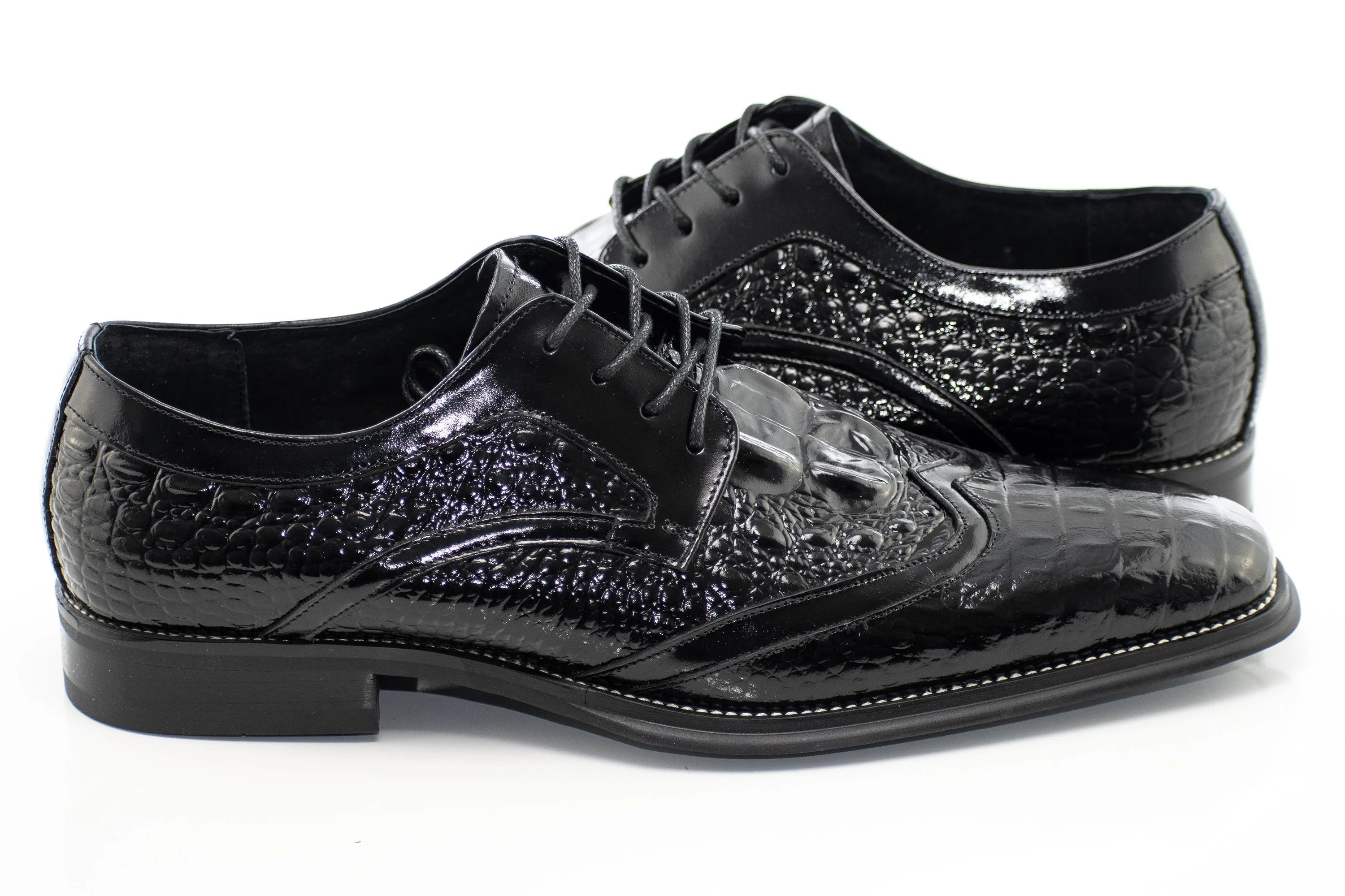 Crocodile Textured Leather Lace-Up Wingtip