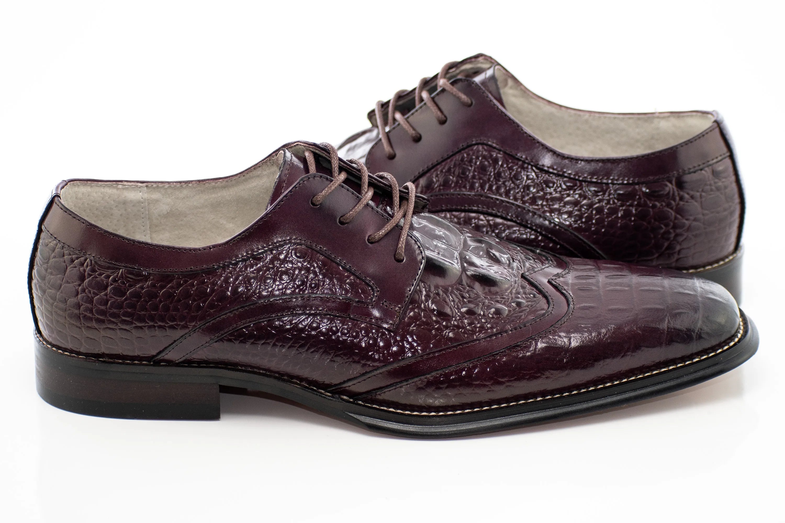 Crocodile Textured Leather Lace-Up Wingtip