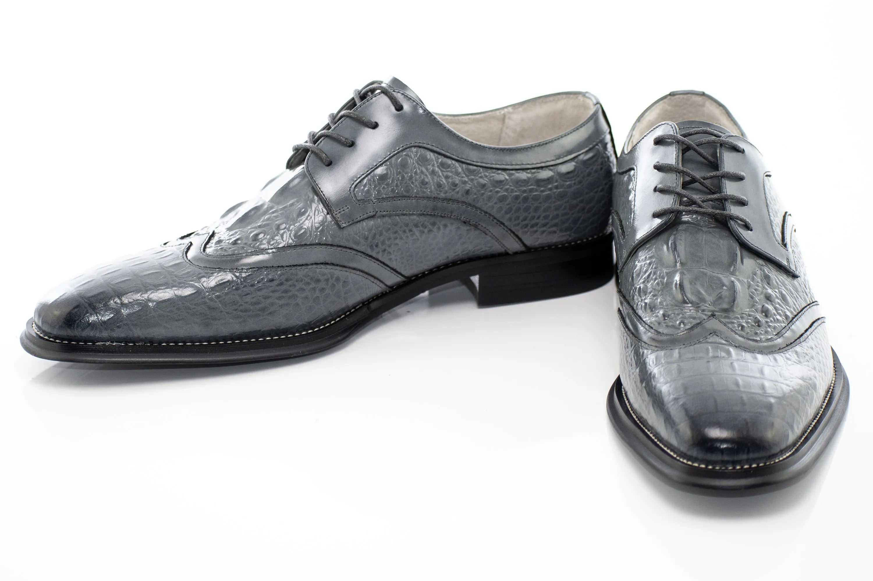 Crocodile Textured Leather Lace-Up Wingtip