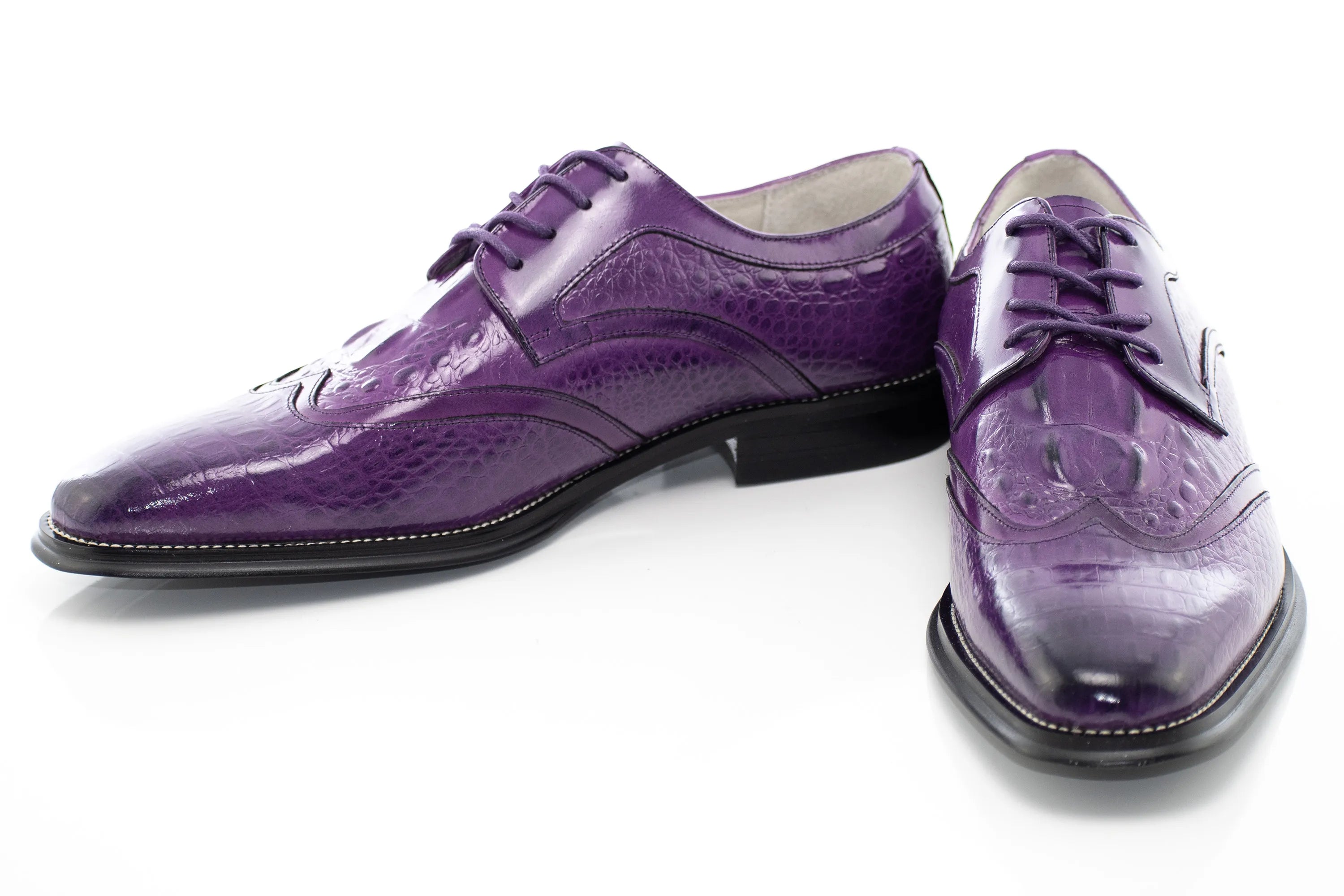 Crocodile Textured Leather Lace-Up Wingtip