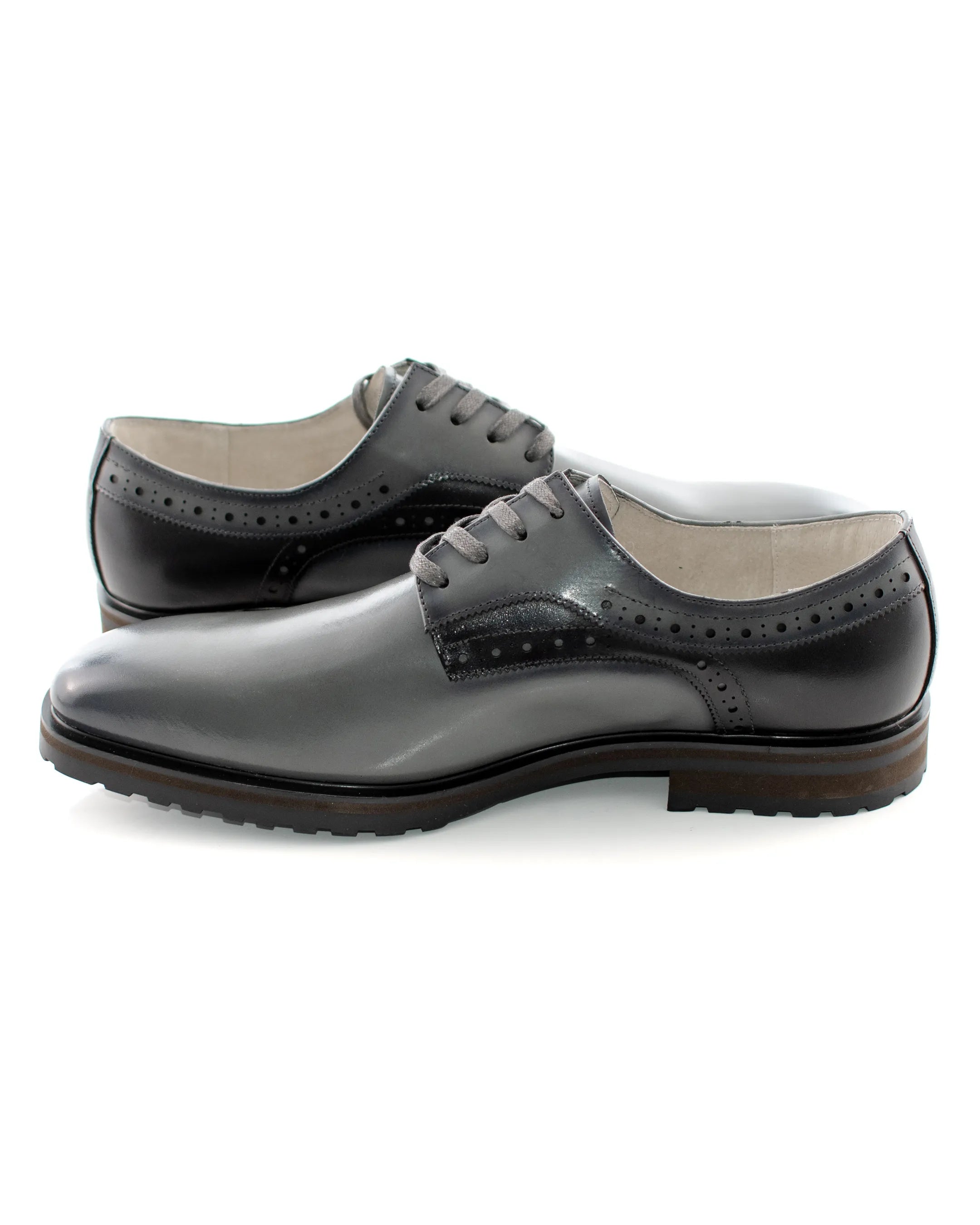 Two-Tone Leather Brogue Oxford Shoes