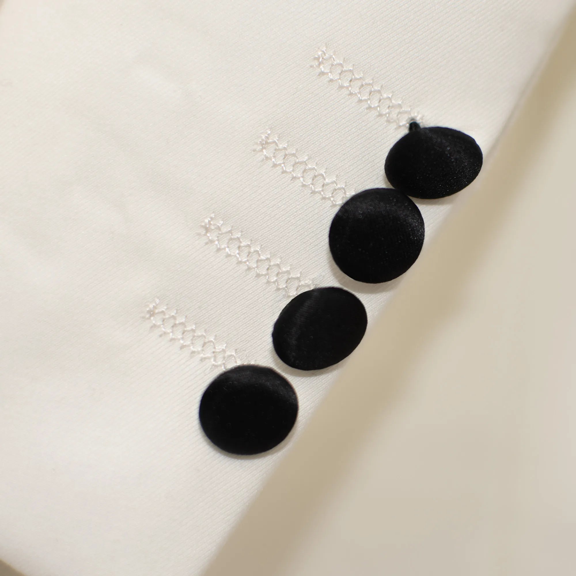 Black Trim on Cream Stretch 3-Piece Slim-Fit Tuxedo