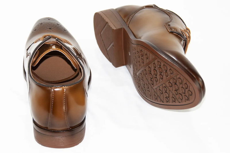 Tan Medallion Toe Leather Lace-Ups