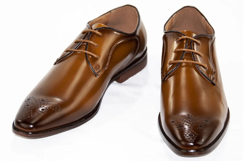 Tan Medallion Toe Leather Lace-Ups