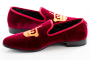 Men's King's Crown Burgundy Velvet Dress Loafer Sideview And Heel