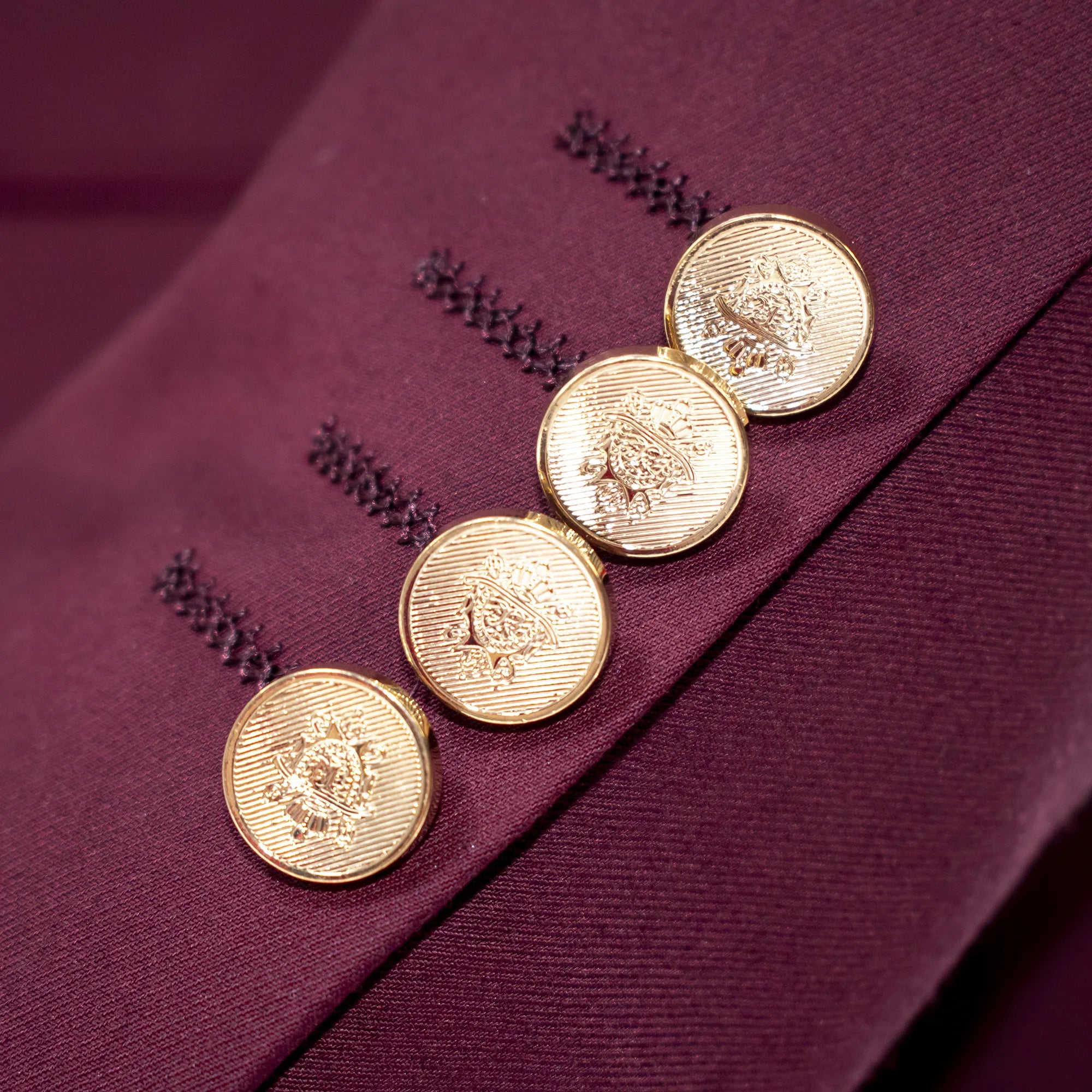 Men's Burgundy Slim-Fit 3-Piece Suit With Peak Lapels