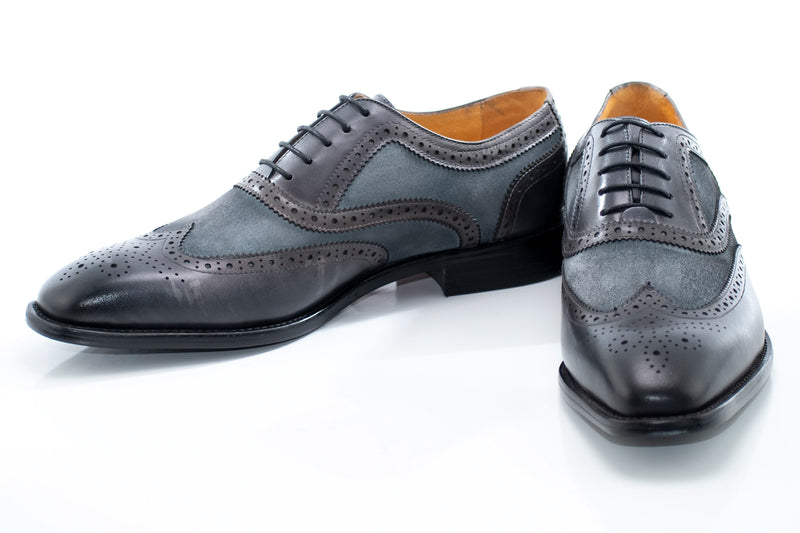Men's Gray Vintage Oxford-Lace Dress Shoe With Medallion Toe