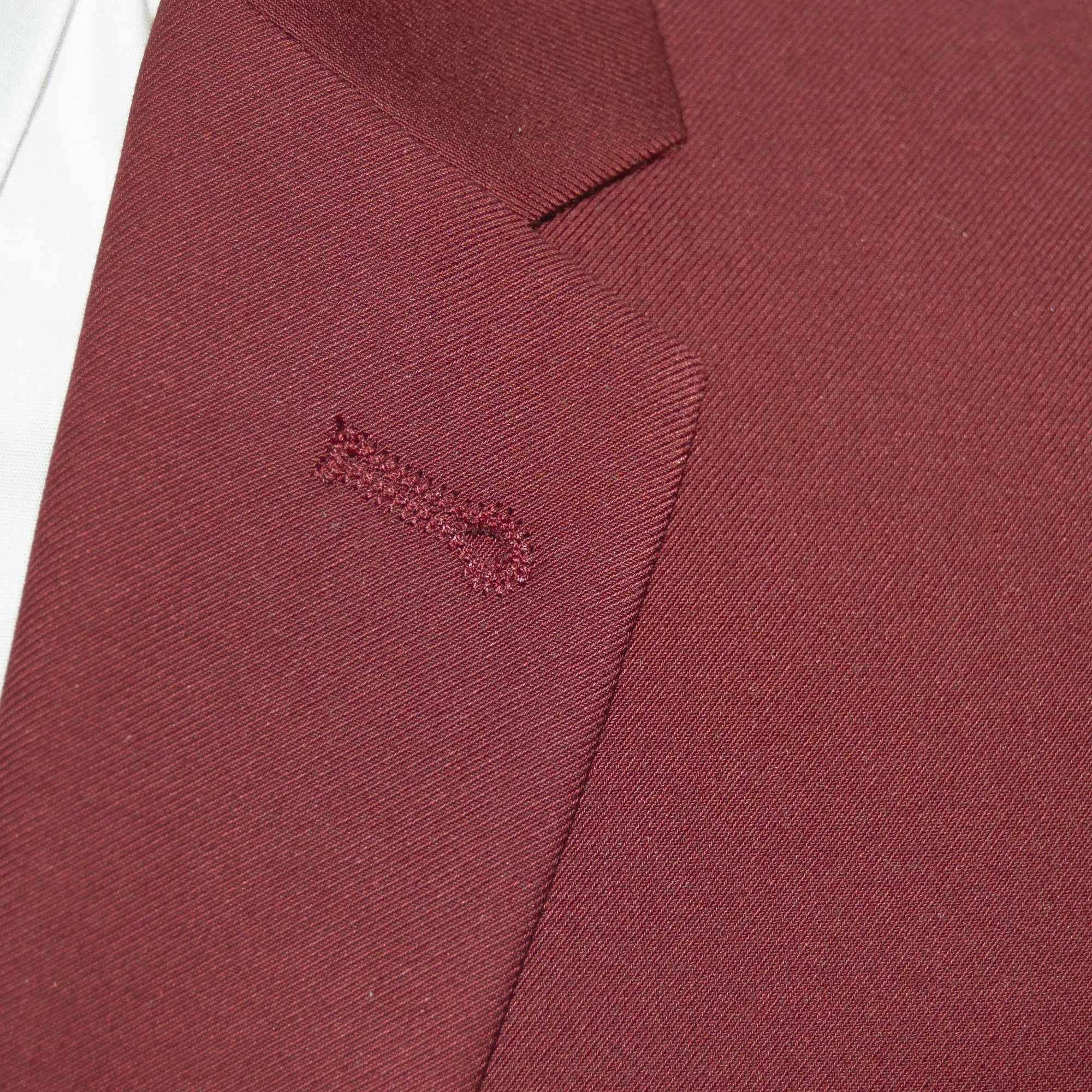 Men's Classic Burgundy 2-Piece Modern-Fit Suit - Notch Lapel Closeup