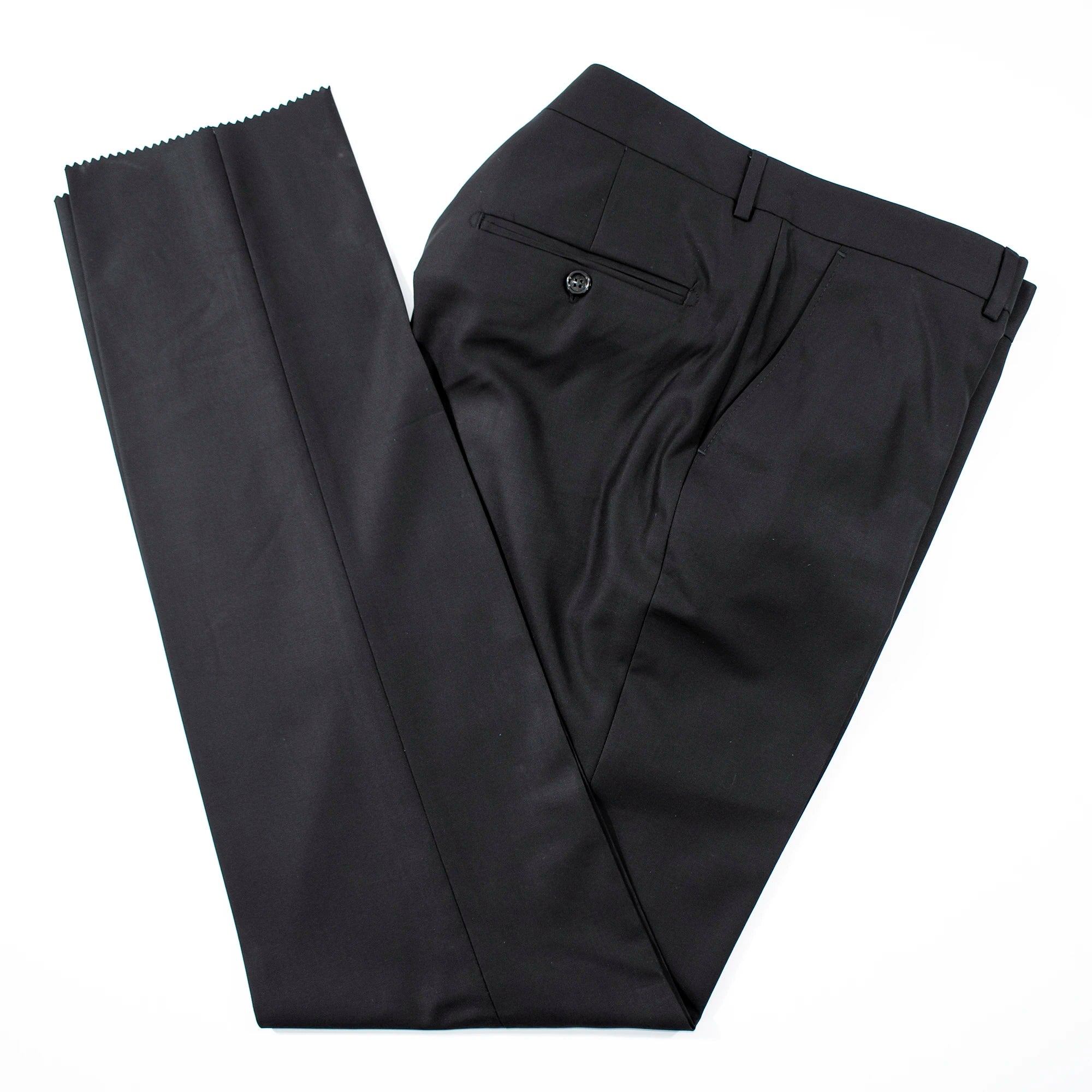 Men's Black Double-Breasted Slim-Fit Suit With Peak Lapels