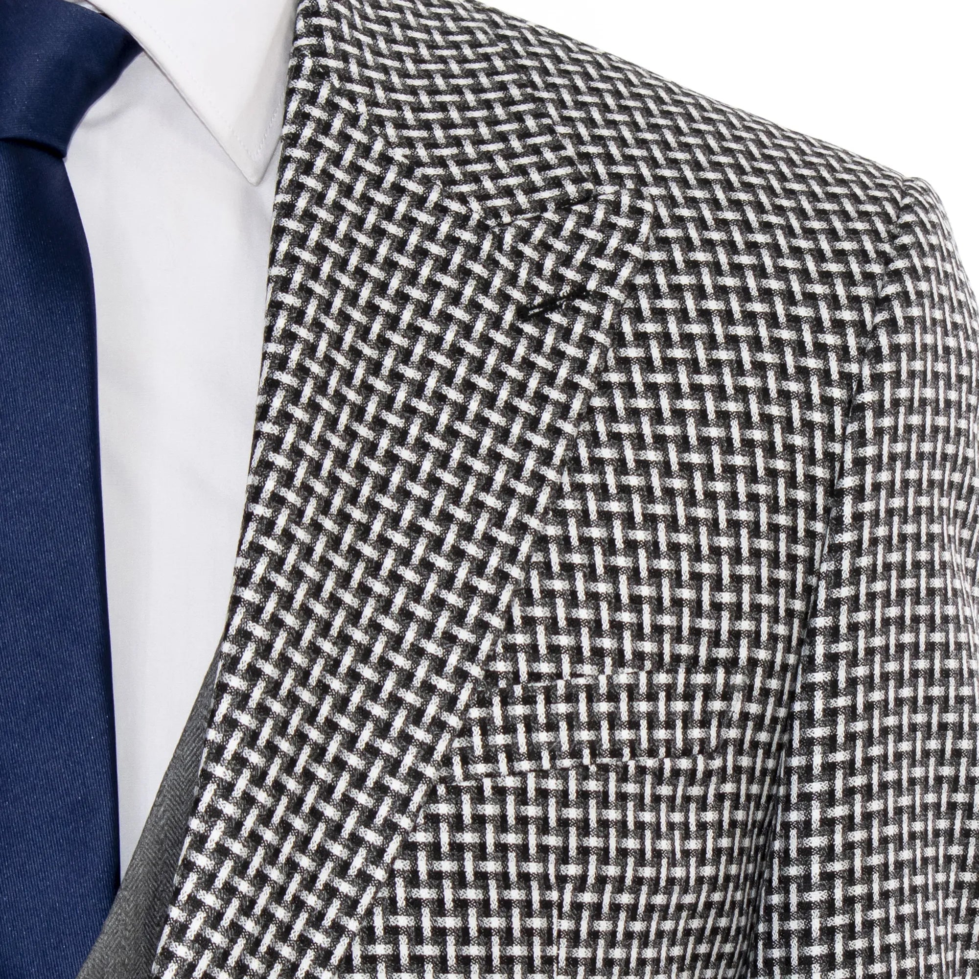 Black Weave Pattern 3-Piece Tailored-Fit Suit